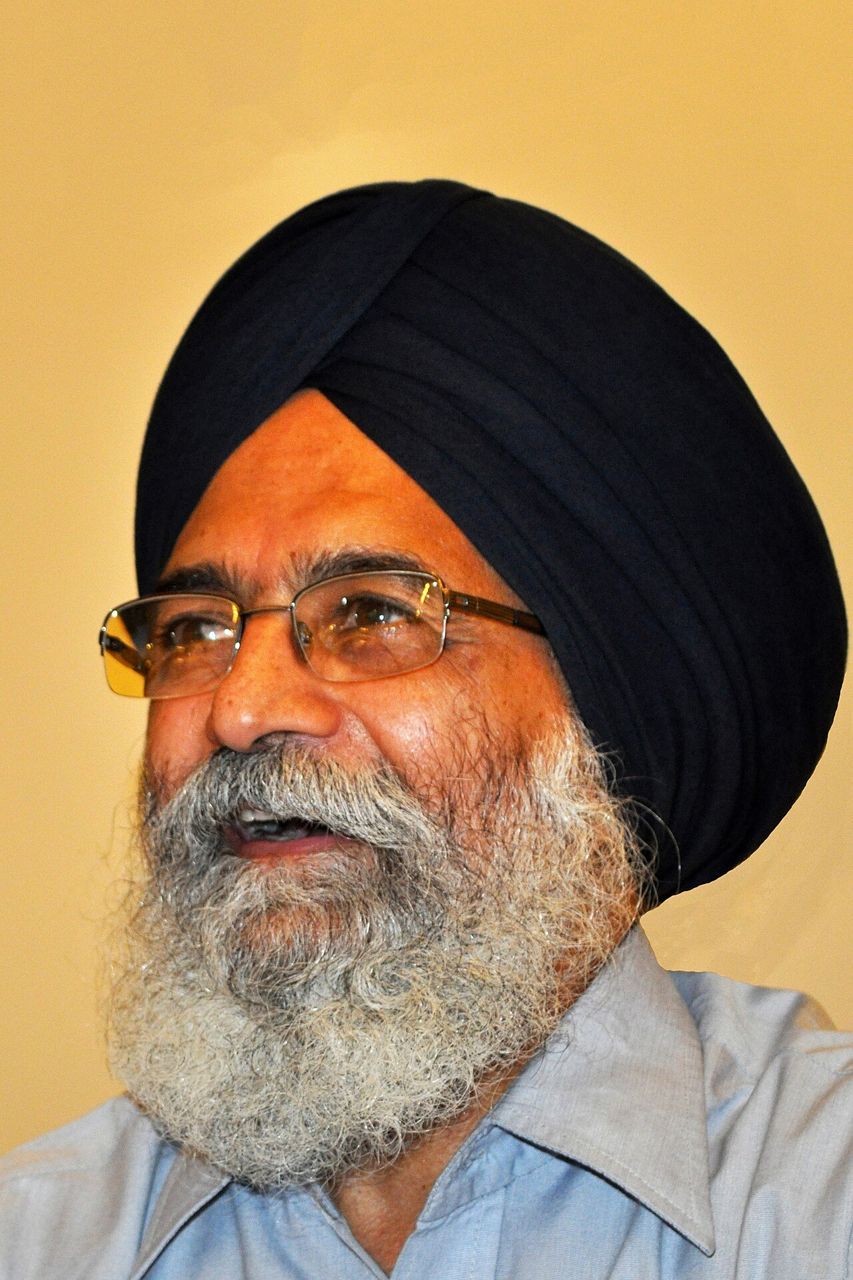 Photograph of the poet Surjit Patar